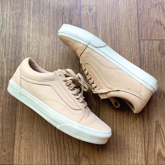 mono peach vans